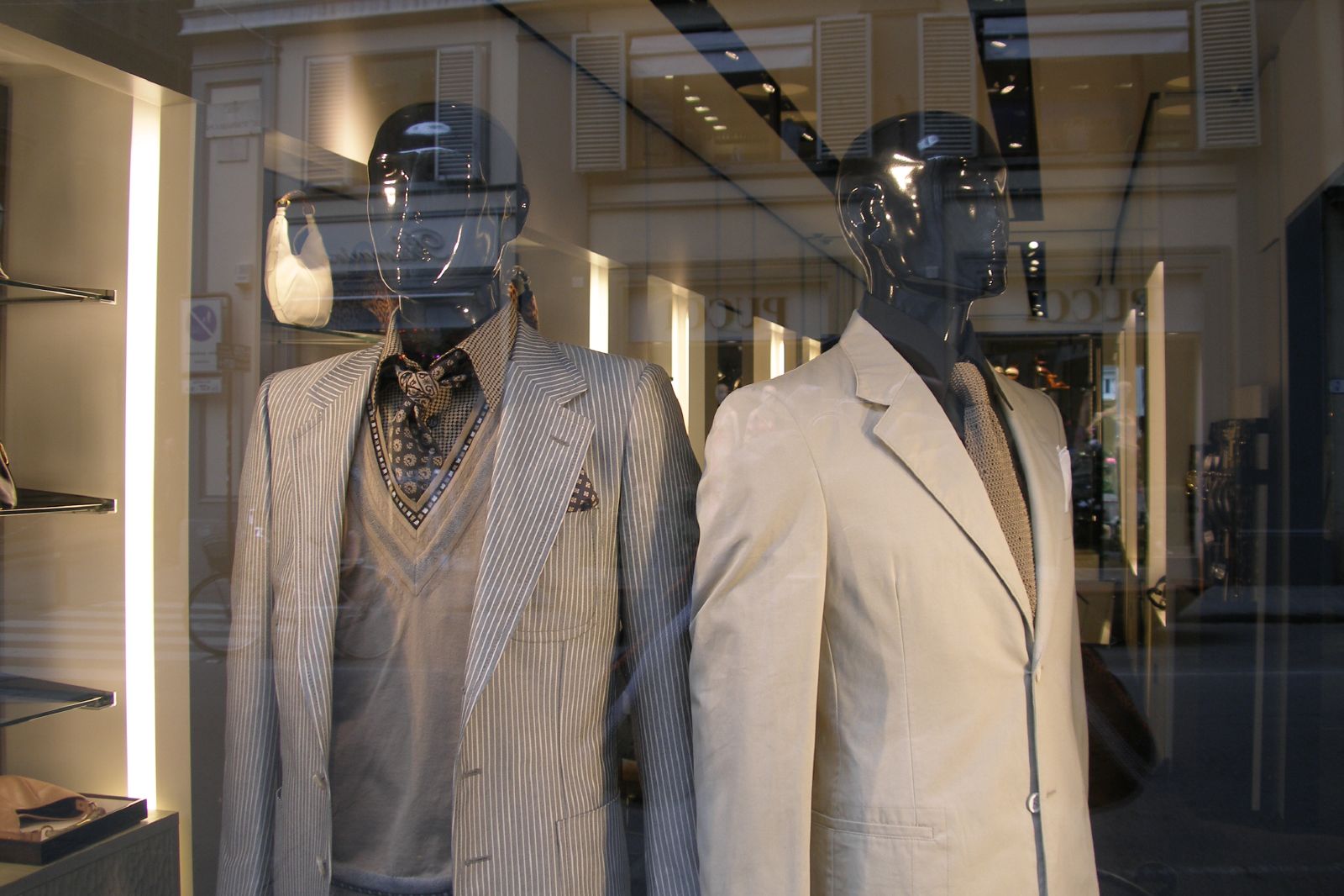 Barcelona, Leading City Of Luxury Brands ShBarcelona