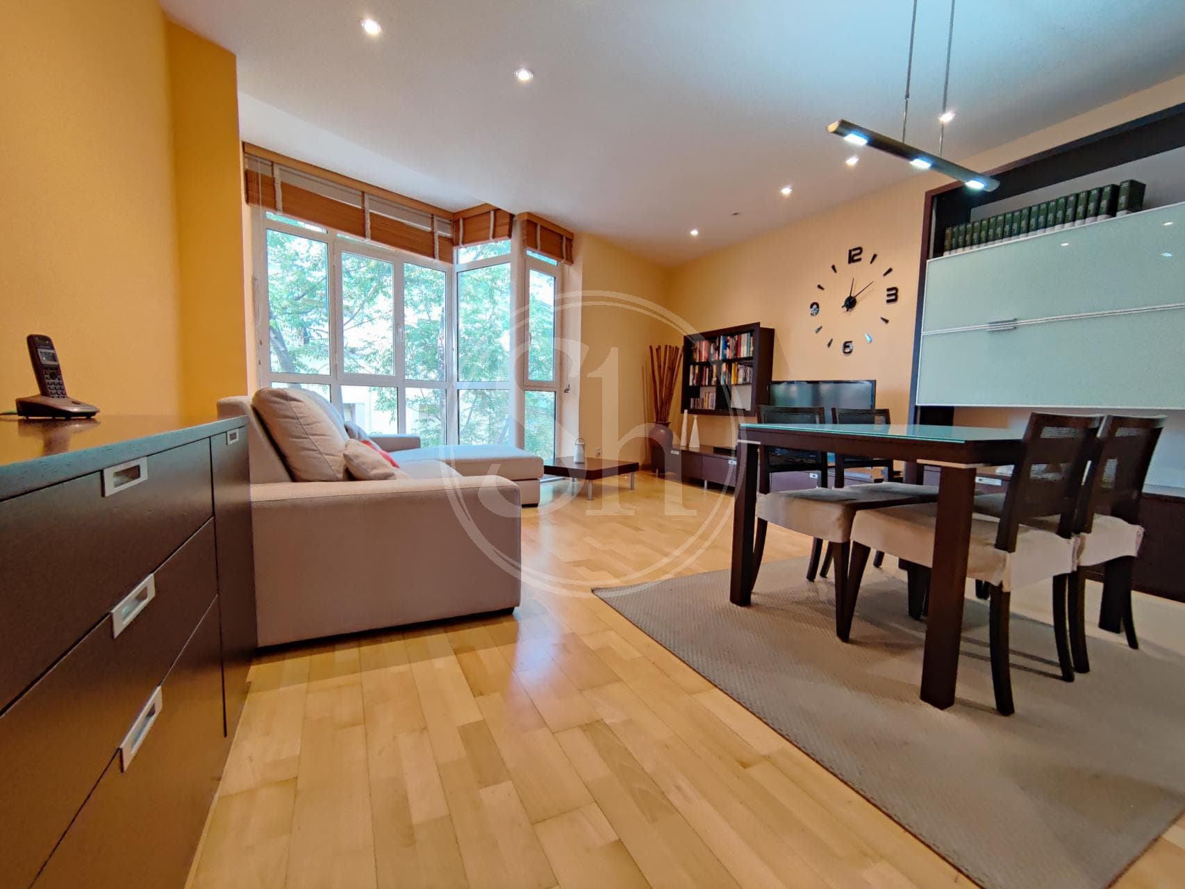 Polònia- Baró De Sant Lluís | Horta-Guinardó | Barcelona | REF 231P52LOP2