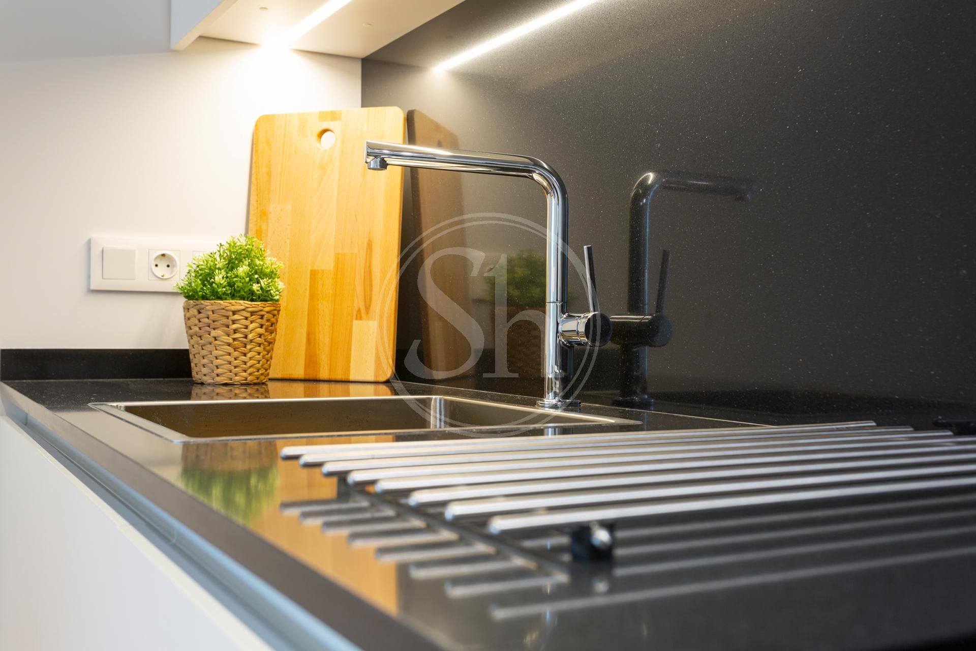 property_image_12