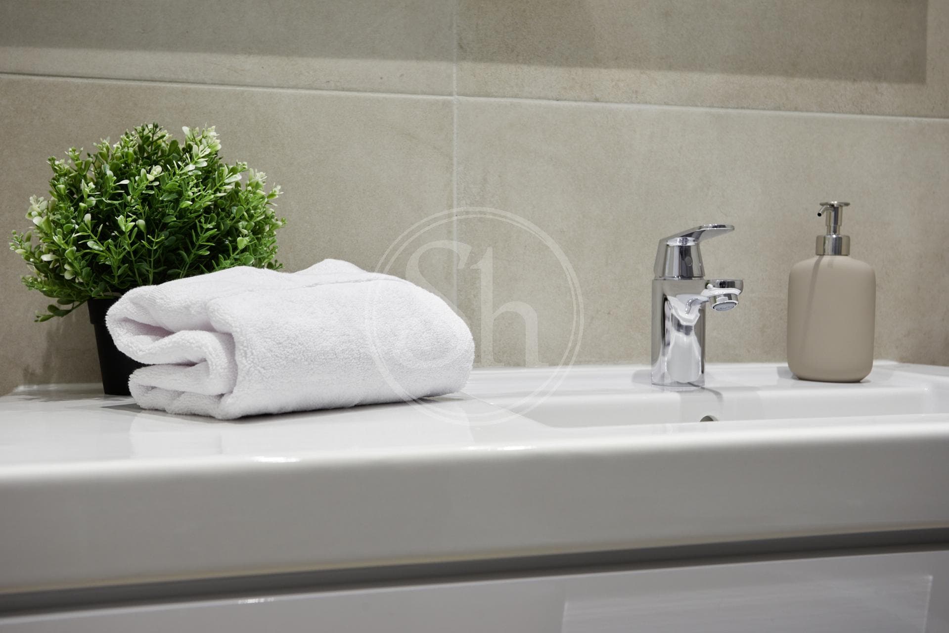 property_image_18