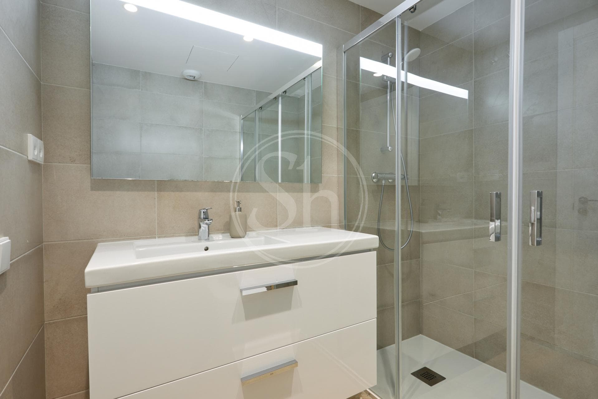 property_image_25