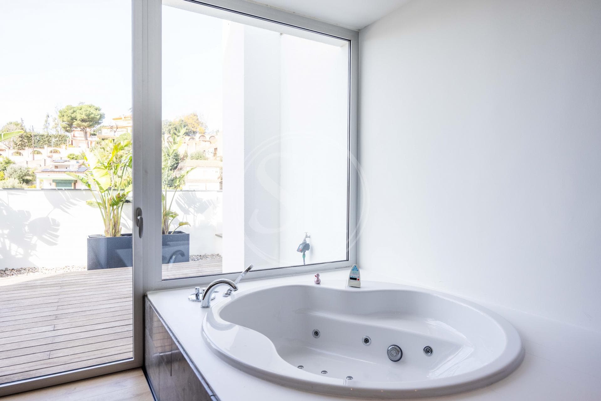 property_image_35