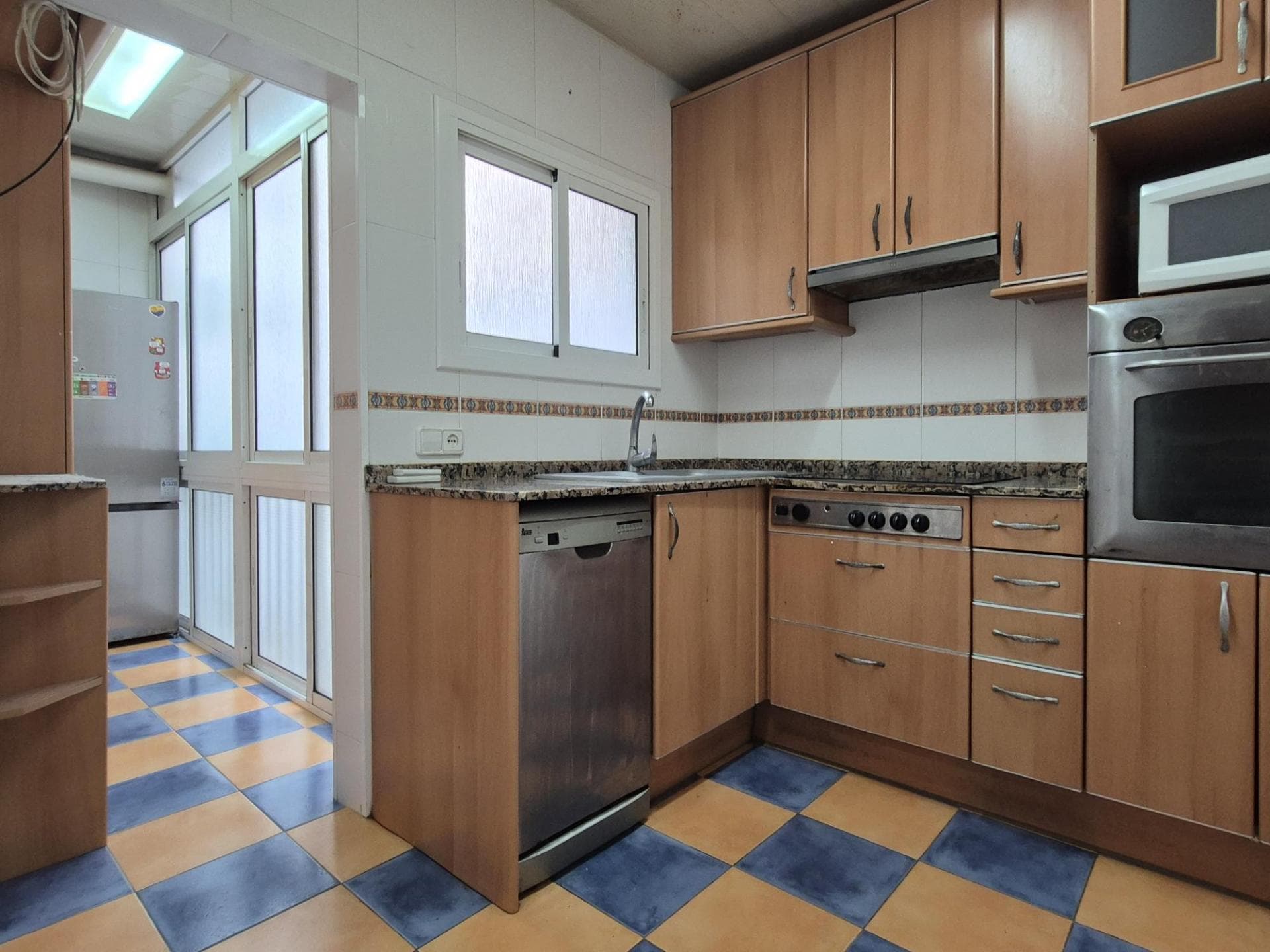 property_image_3