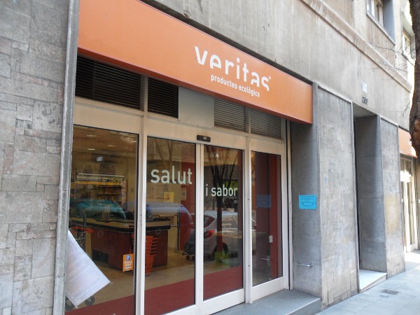exterior of Veritas store in Barcelona