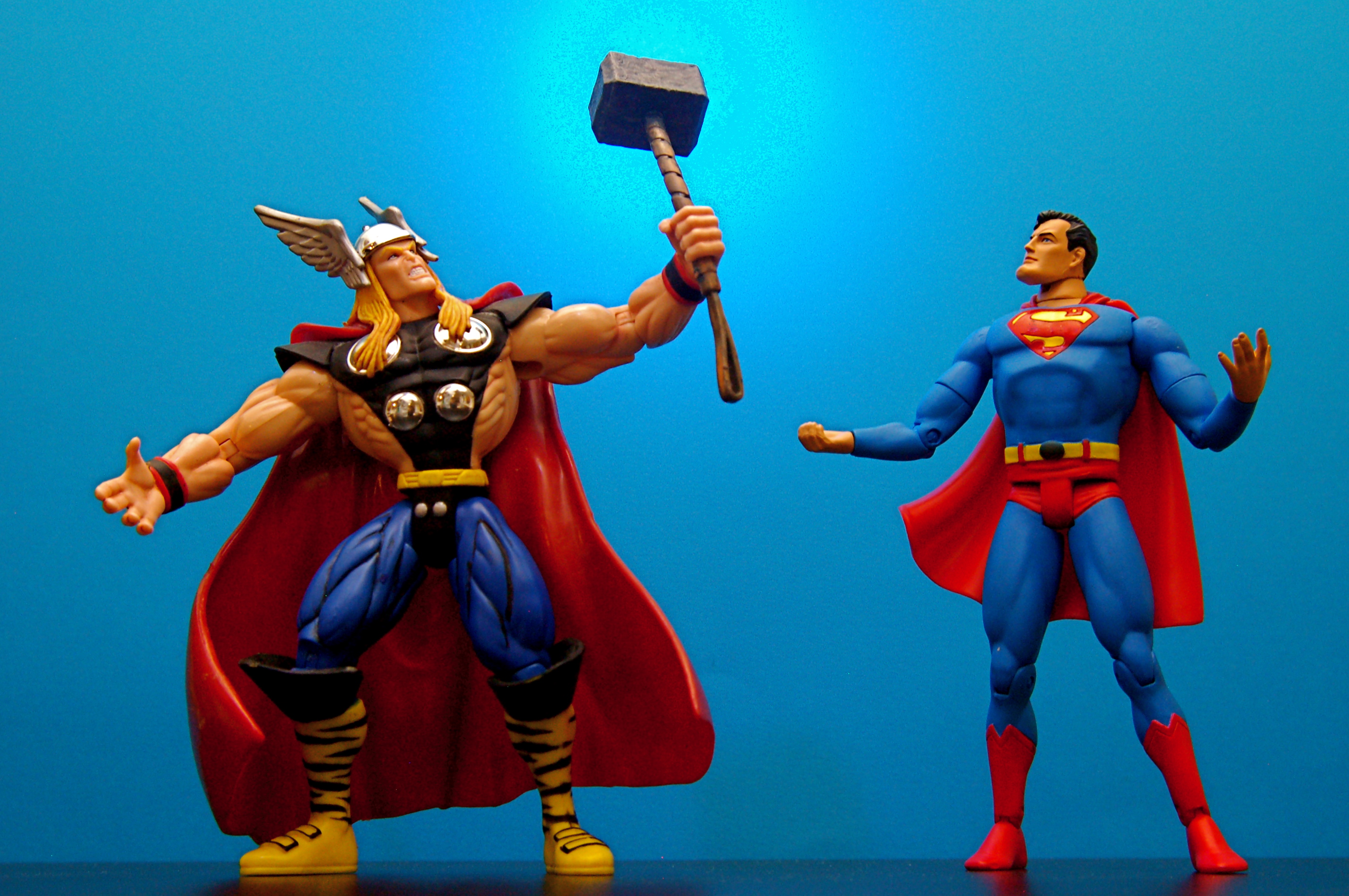 Toys comic. Индийский супер Мэн. 6 Супергероев. Супергерои строители.