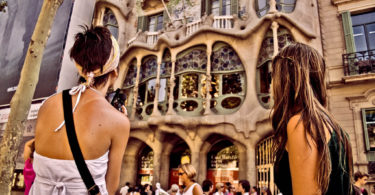 Enjoy Barcelona Withlocals