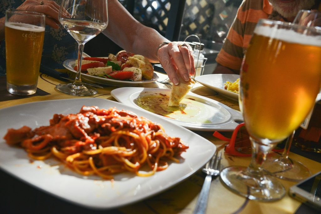 Meal friends Barcelona