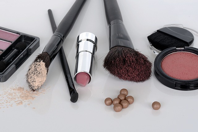 make up and brushes