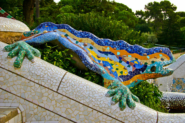 visit Park Güell