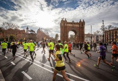 people in Barcelona Marathon