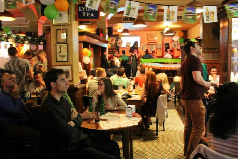 pubs en barcelona, bares musicales barcelona
