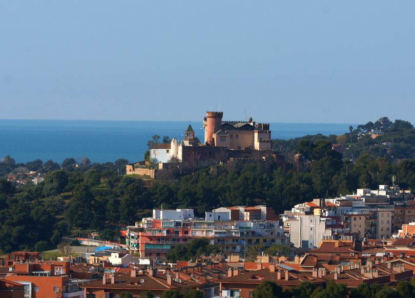 Castelldefels Barcelona, qué ver en Castelldefels, playa de Castelldefels, Parque Natural del Garraf, castillo de Castelldefels