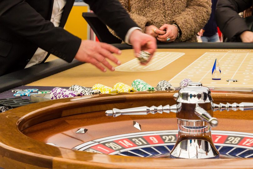 joueurs roulette au casino