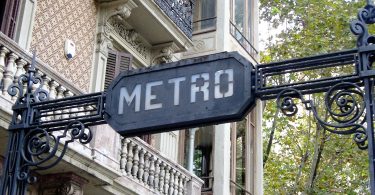 bouche de métro
