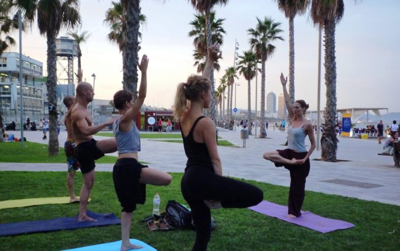 yoga beach barcelona