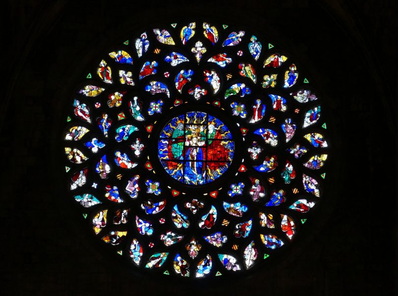 rosace vitrail eglise religion