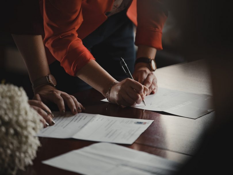 Signature d'un contrat de location