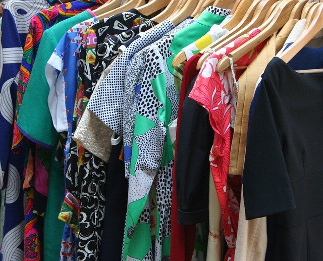 rack de vêtements