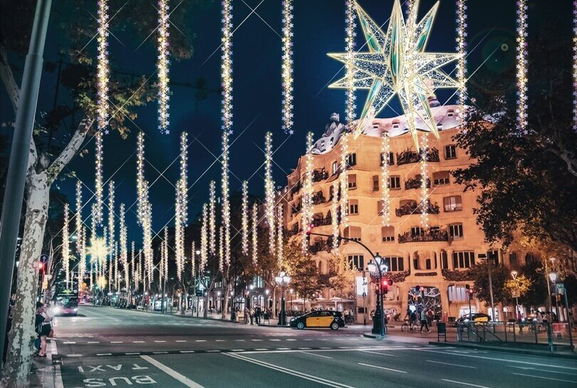 Lumières de Noël sur Paseo de Gracia