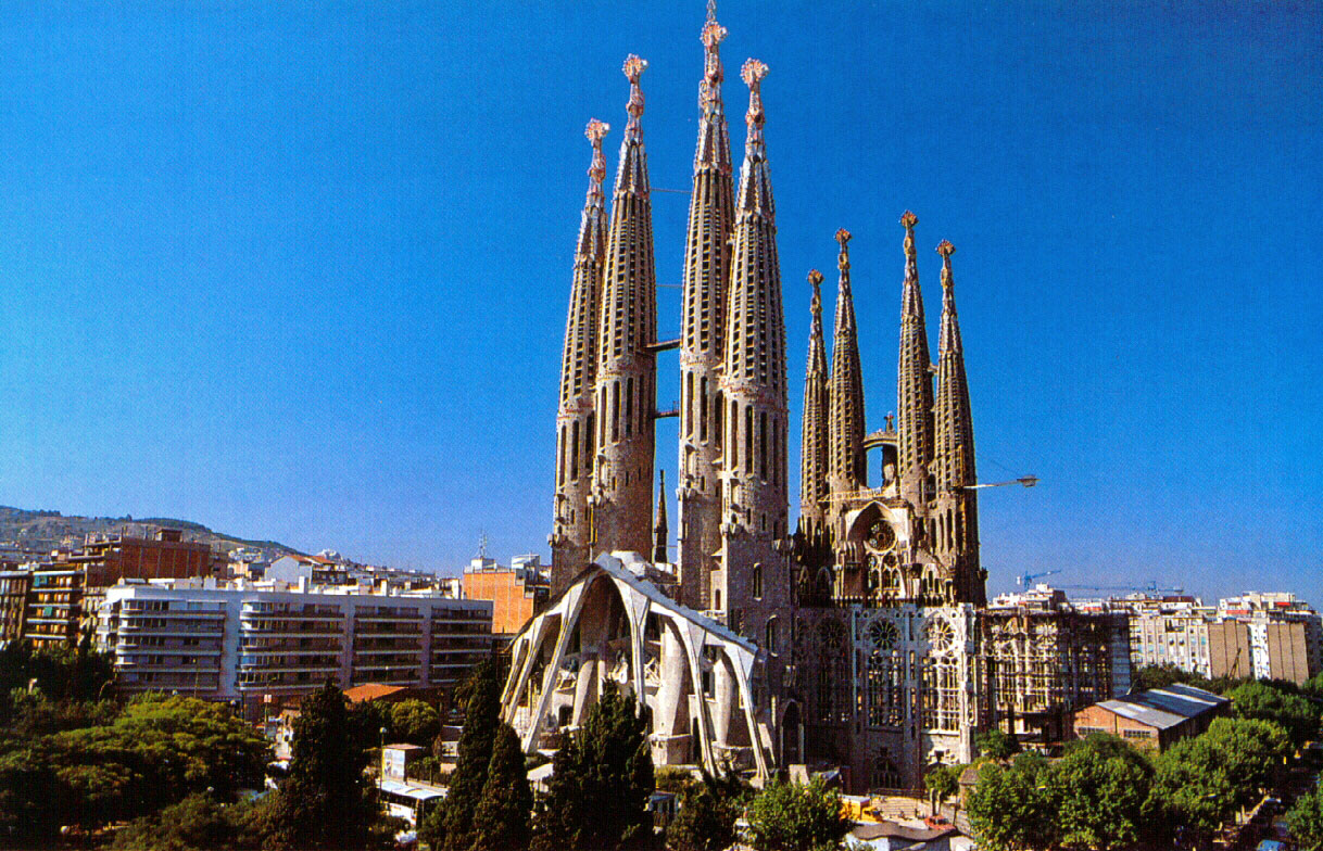 districts in barcelona city - eixample with sagrada familia
