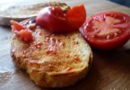 pan tumaca or pan con tomate
