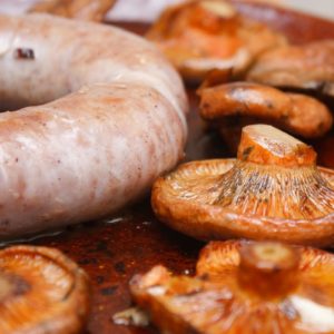 Botifarra with mushrooms