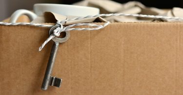 Moving box with key