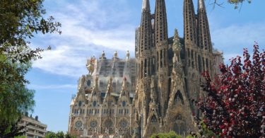 sagrada familia barcelona
