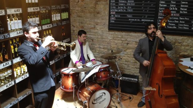 https://www.shbarcelona.com/blog/wp-content/uploads/es/2015/07/tapas-en-poble-sec.jpg