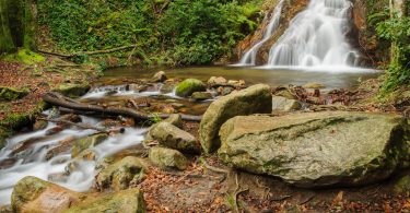 escapada montseny con niños, qué hacer con niños cerca de barcelona, fin de semana con niños, rutas montaña con niños