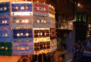 Le Cassette Bar. www.inandoutbarcelona.net